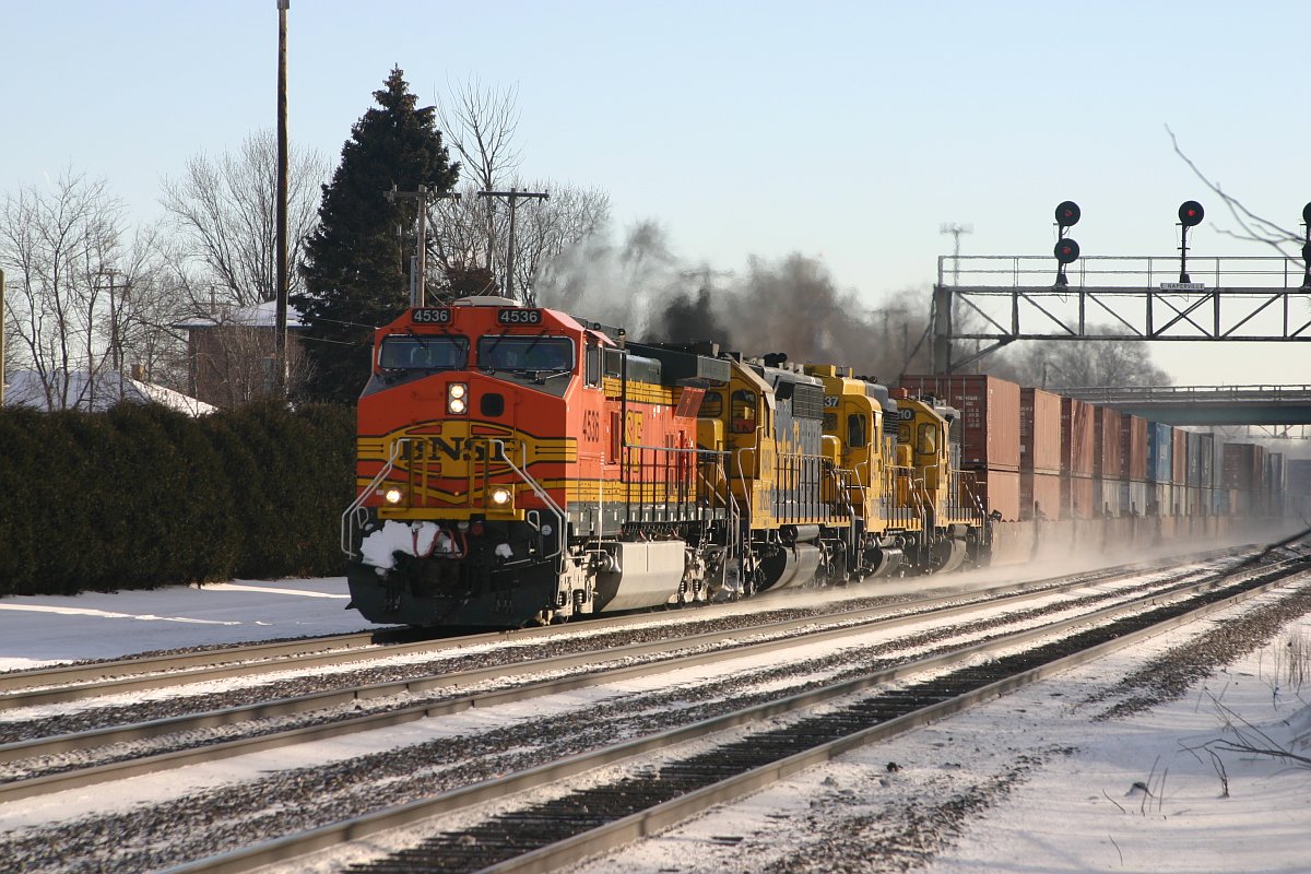 BNSF 4536, Naperville IL 2004-01-31