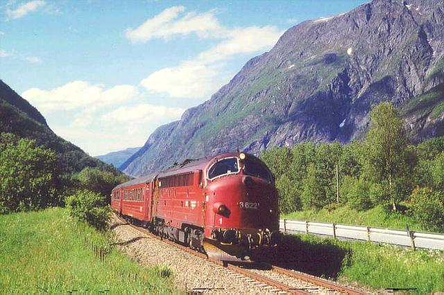 Trollvegen (Raumabanen), 1999-06-13   Photo: Bob Visser