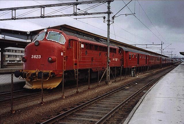 Trondheim (train 302), 1996-04-28   Photo: Lolke Bijlsma