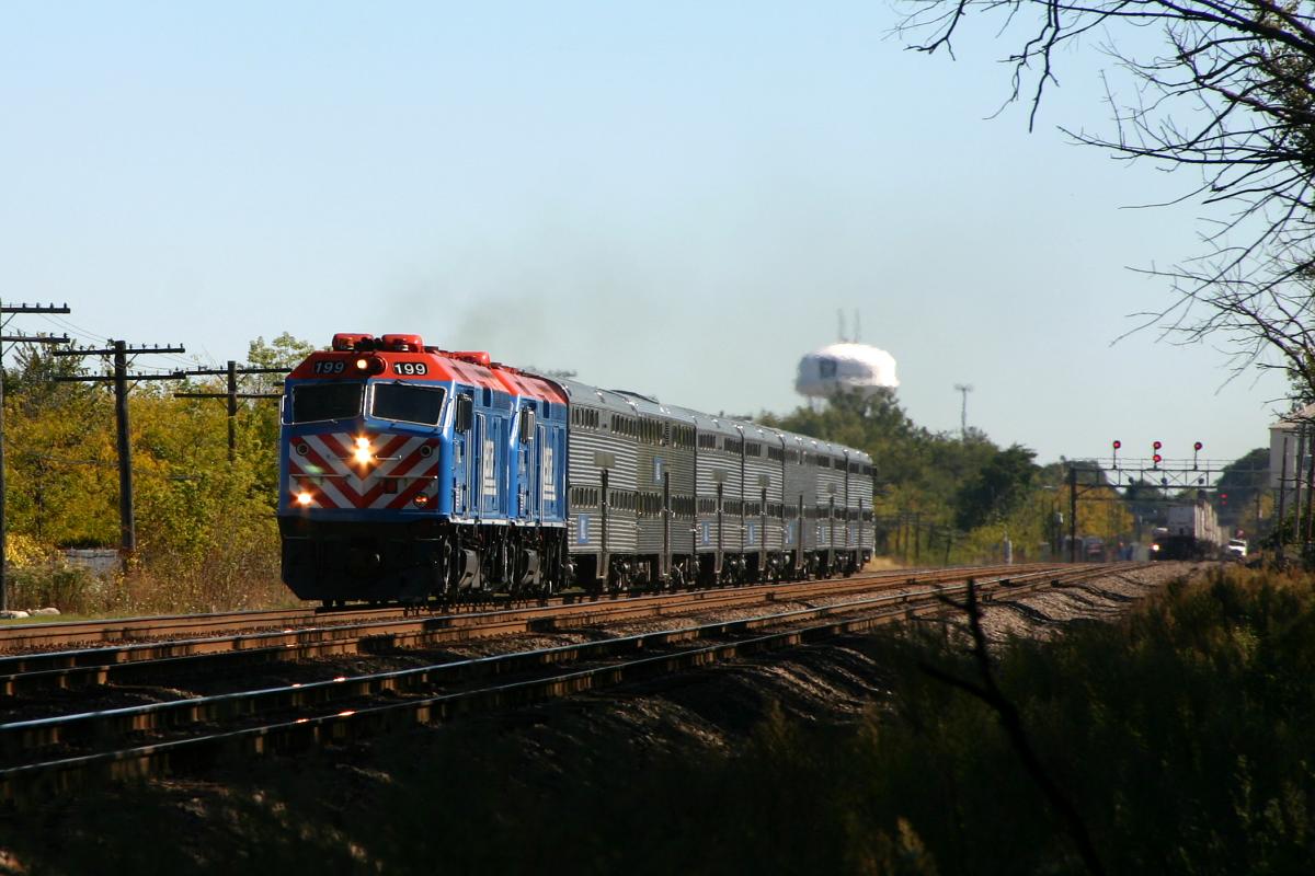 train 1305 - Naperville   2004-10-02