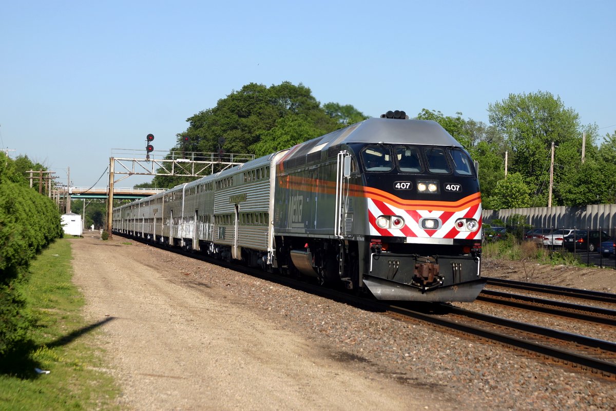 train 1257 - Naperville   2004-05-26